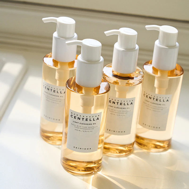 SKIN1004 Madagascar Centella Light Cleansing Oil