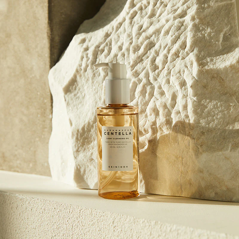 SKIN1004 Madagascar Centella Light Cleansing Oil